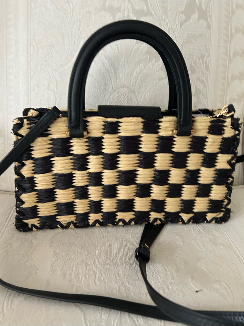 So unique! Tory Burch ELLA HAND-CROCHETED EAST-WEST TOTE - Picture 7 of 12
